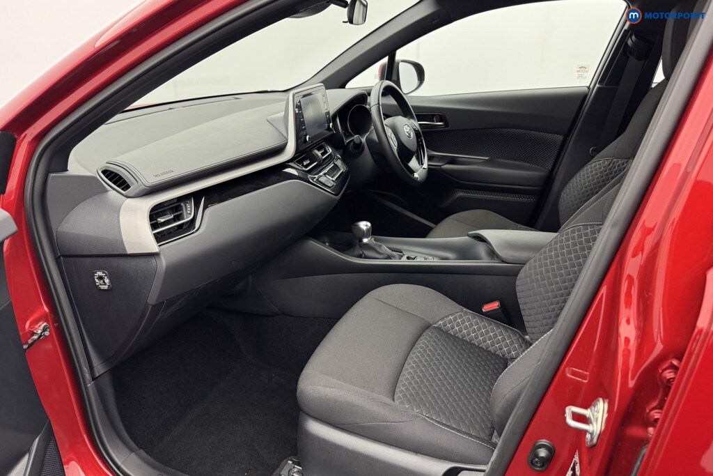 Used Toyota C-HR 2023 for sale - 76222839: Photo 17