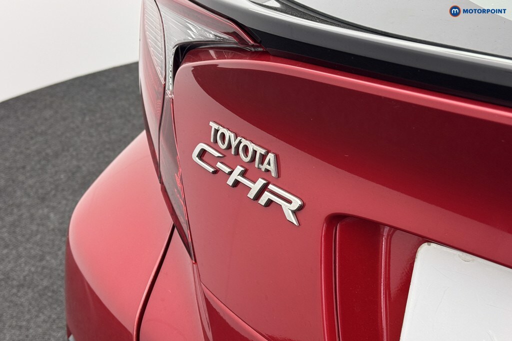 Used Toyota C-HR 2023 for sale - 76222839: Photo 28