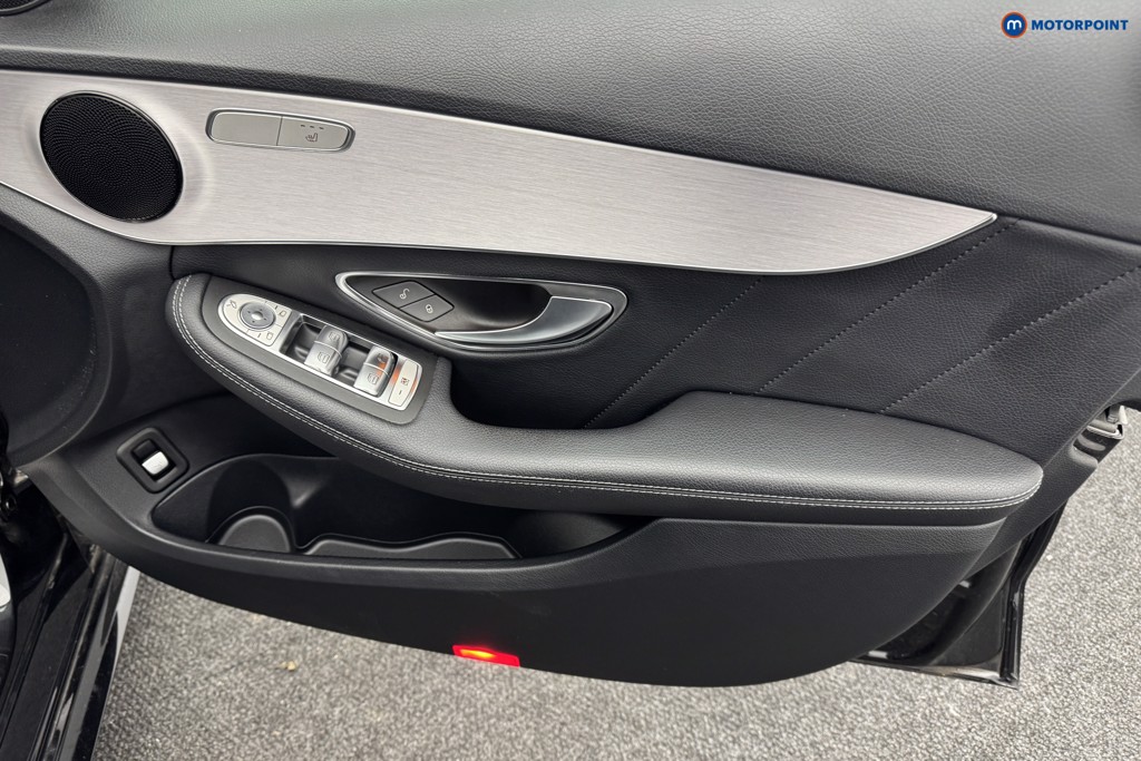 Used Mercedes-Benz C Class 2019 for sale - 76445368: Photo 30