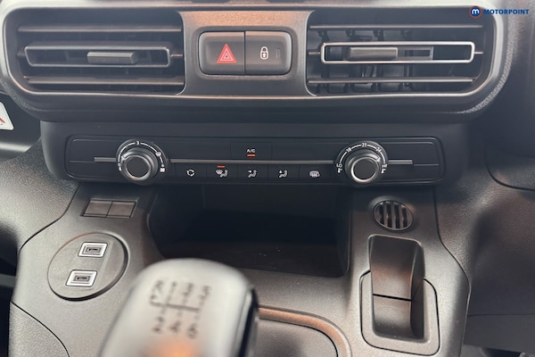 Used Citroen Berlingo 2025 for sale - 76131673: Photo 27