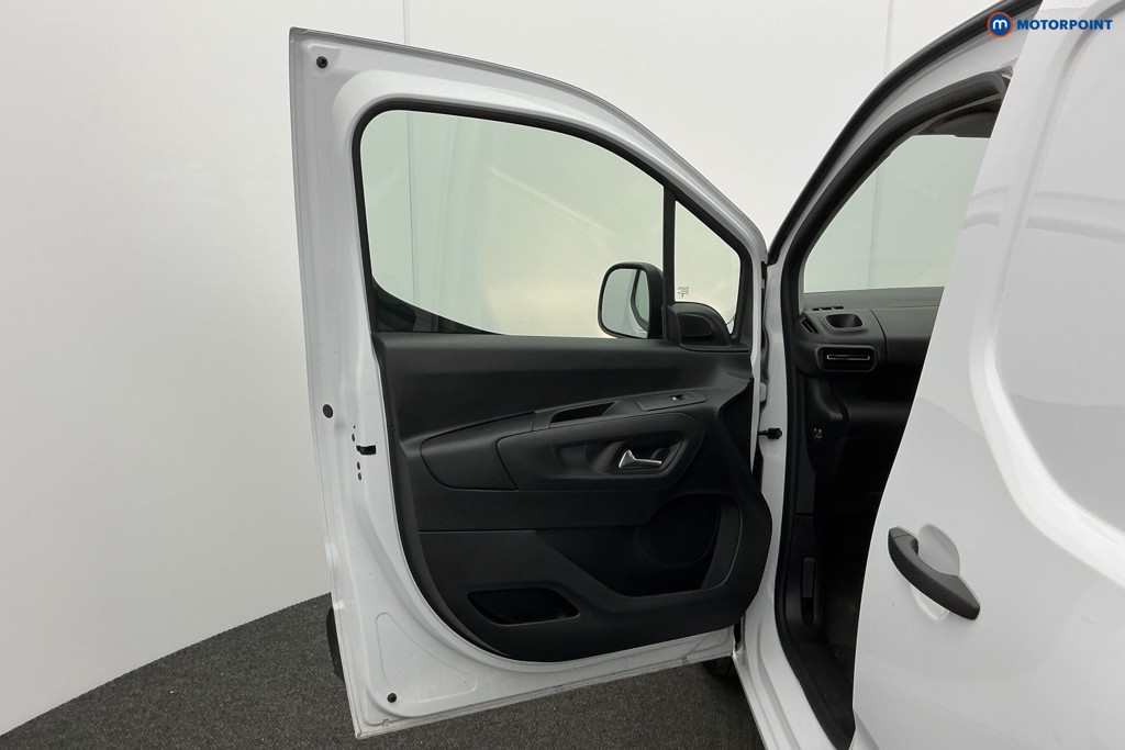 Used Peugeot Partner 2024 for sale - 77286493: Photo 21