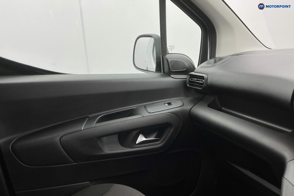 Used Peugeot Partner 2024 for sale - 77286493: Photo 36