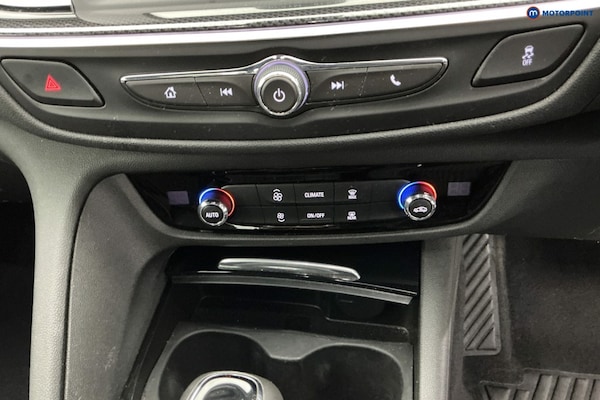 Used Vauxhall Insignia 2019 for sale - 76278963: Photo 25