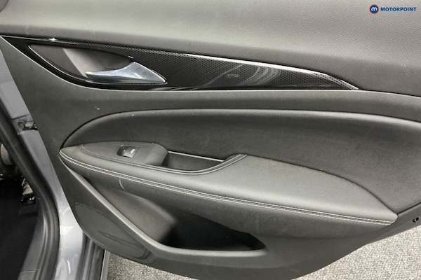 Used Vauxhall Insignia 2019 for sale - 76278963: Photo 32