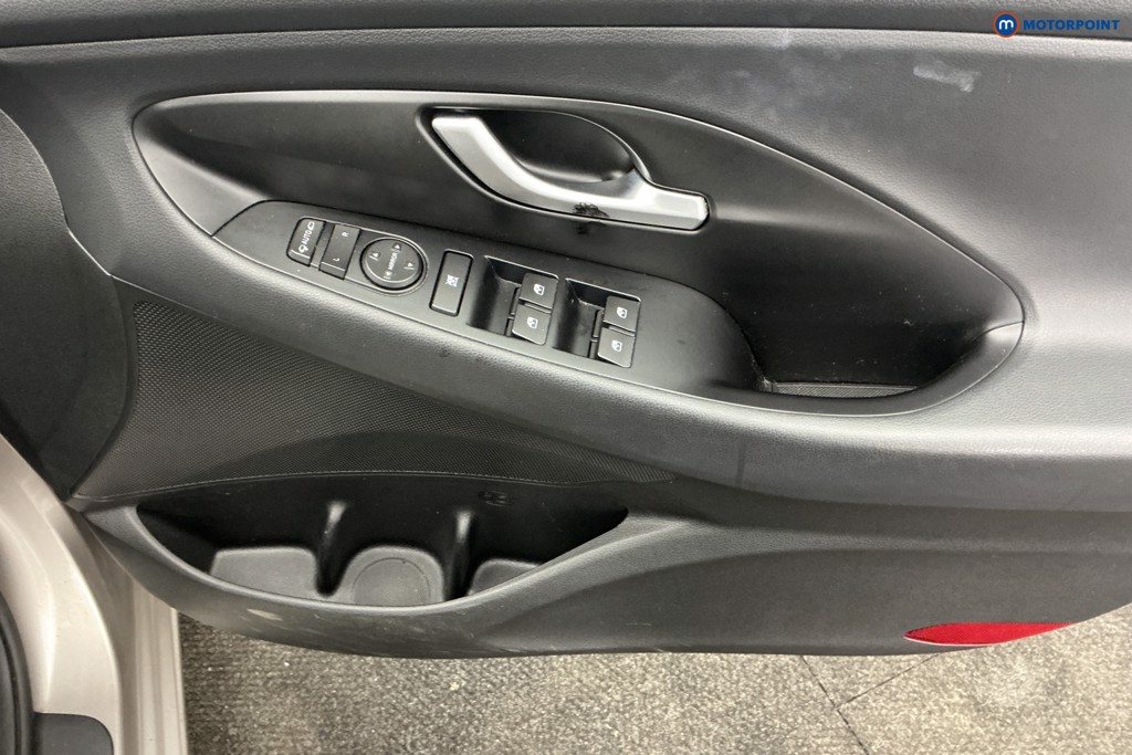 Used Hyundai i30 2017 for sale - 77763942: Photo 33