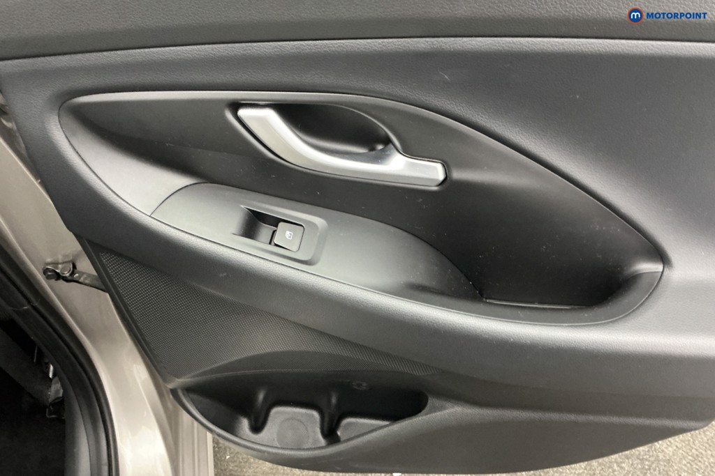 Used Hyundai i30 2017 for sale - 77763942: Photo 35