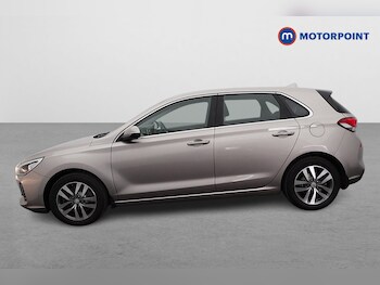 Used Hyundai i30 2017 for sale - 77763942: Photo