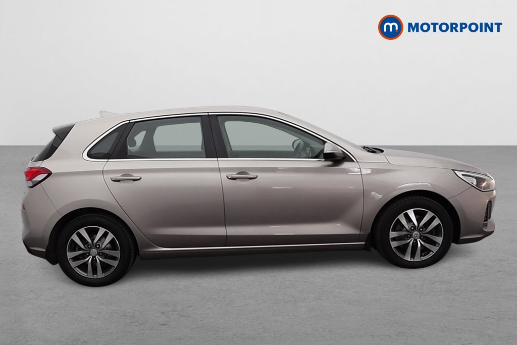 Used Hyundai i30 2017 for sale - 77763942: Photo 8