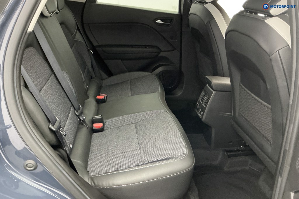 Used Renault Captur 2023 for sale - 77641532: Photo 15