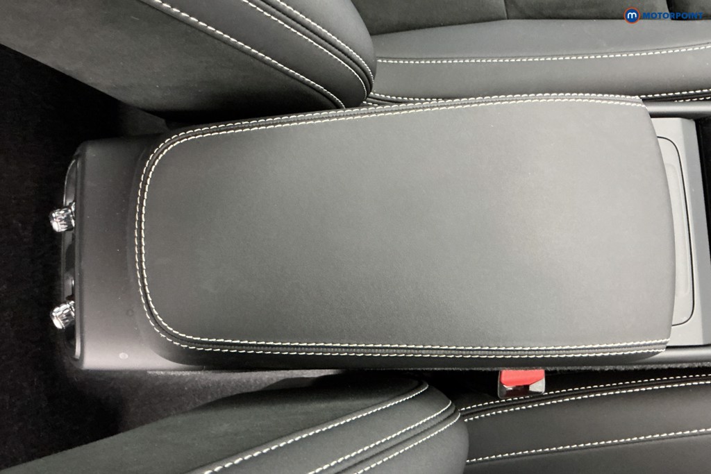 Used Volvo XC40 2024 for sale - 77421092: Photo 25