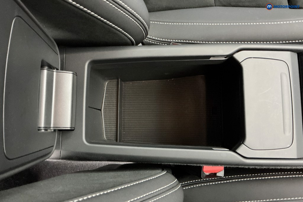 Used Volvo XC40 2024 for sale - 77421092: Photo 26