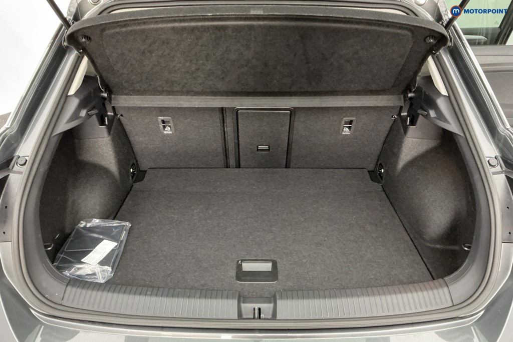 Used Volkswagen T-Roc 2025 for sale - 77158711: Photo 12