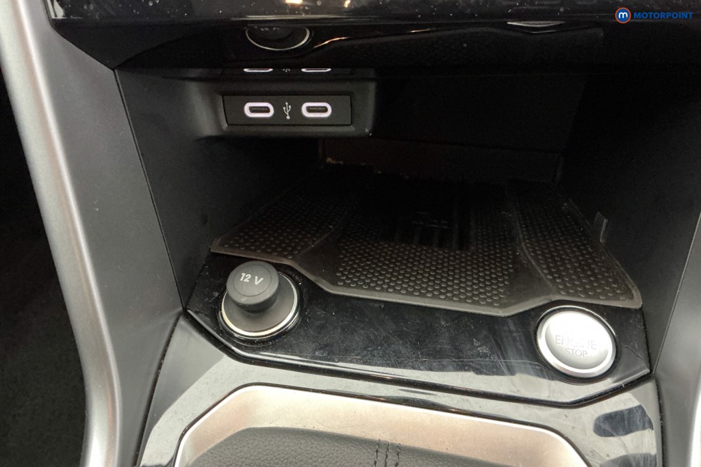 Used Volkswagen T-Roc 2025 for sale - 77158711: Photo 26