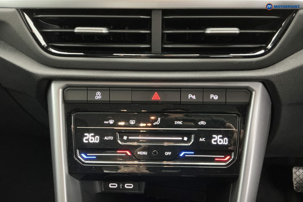 Used Volkswagen T-Roc 2025 for sale - 77158711: Photo 27