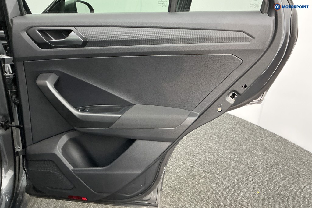 Used Volkswagen T-Roc 2025 for sale - 77158711: Photo 36