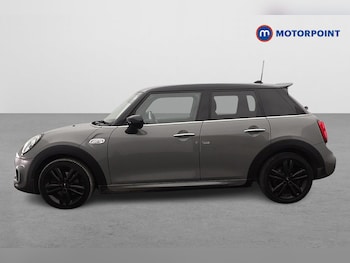 Used MINI Hatch 2019 for sale - 78271015: Photo