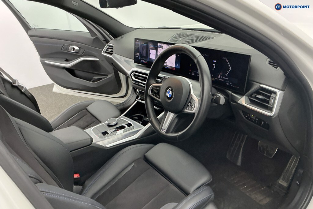 Used BMW 3 Series 2024 for sale - 77570789: Photo 15