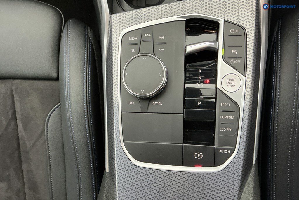 Used BMW 3 Series 2024 for sale - 77570789: Photo 23