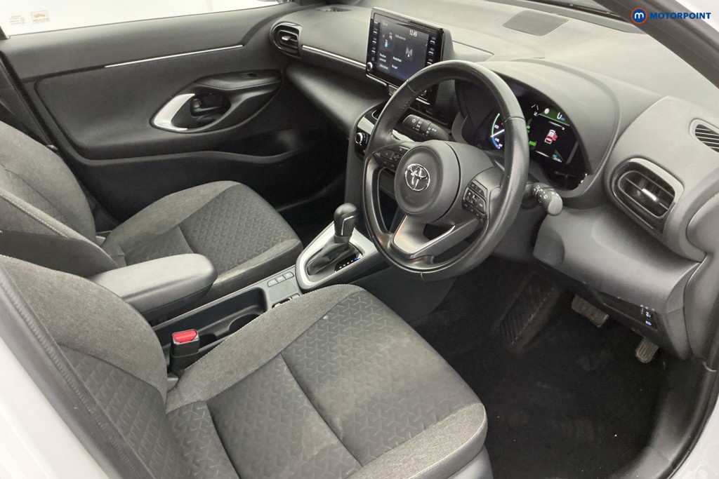 Used Toyota Yaris Cross 2023 for sale - 76603701: Photo 12