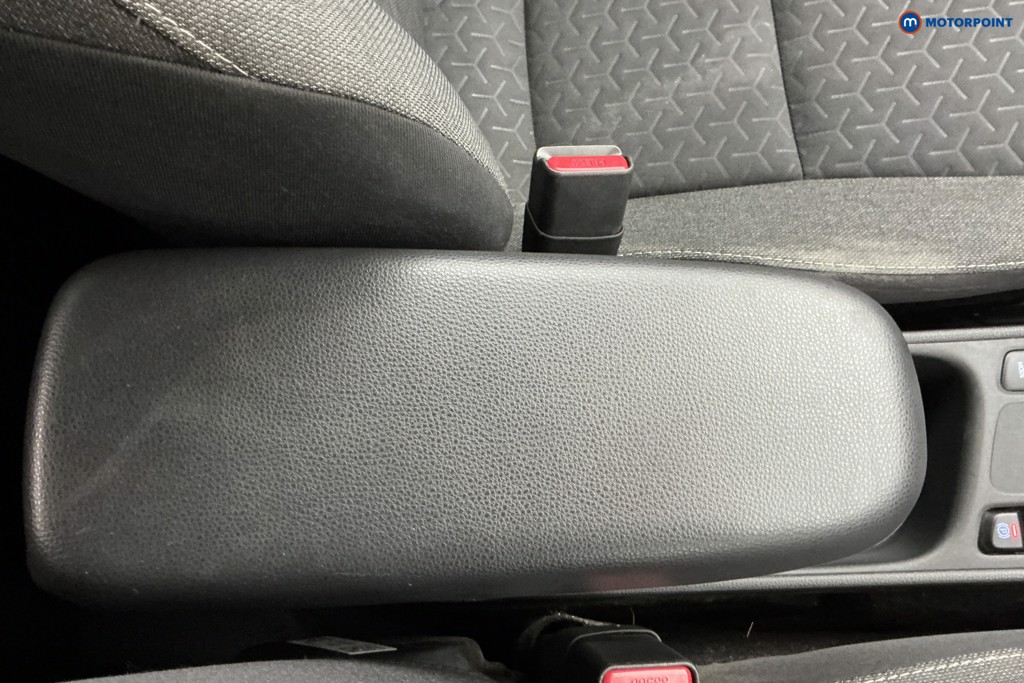 Used Toyota Yaris Cross 2023 for sale - 76603701: Photo 15