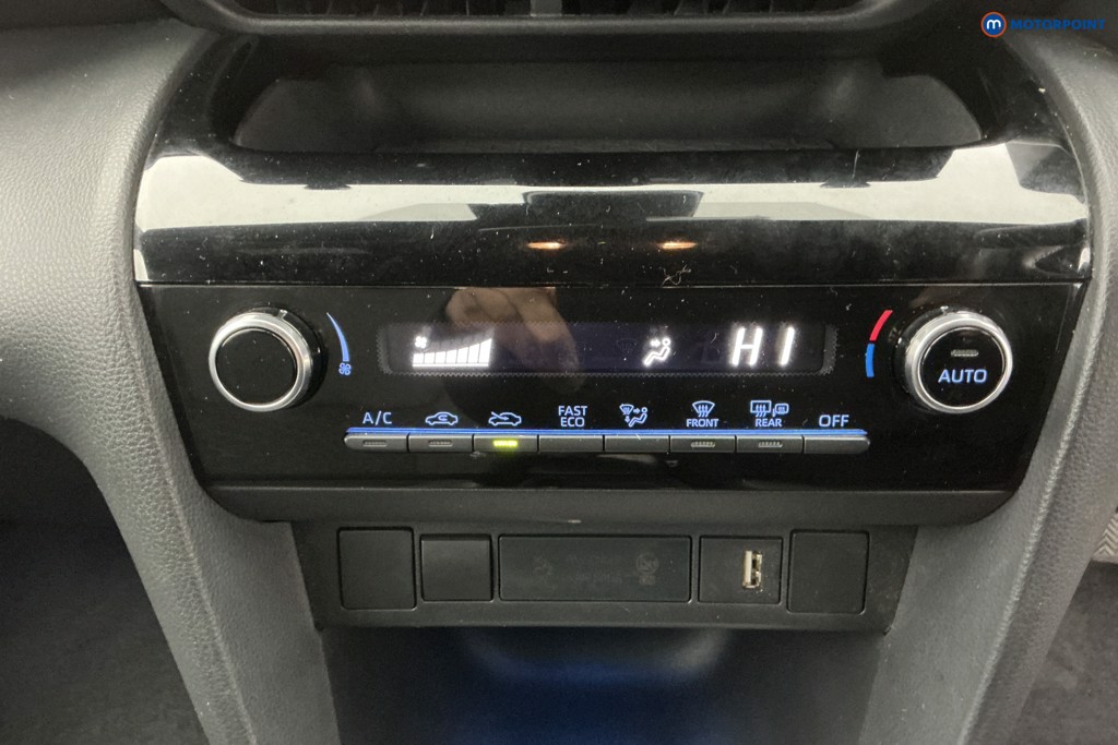 Used Toyota Yaris Cross 2023 for sale - 76603701: Photo 16