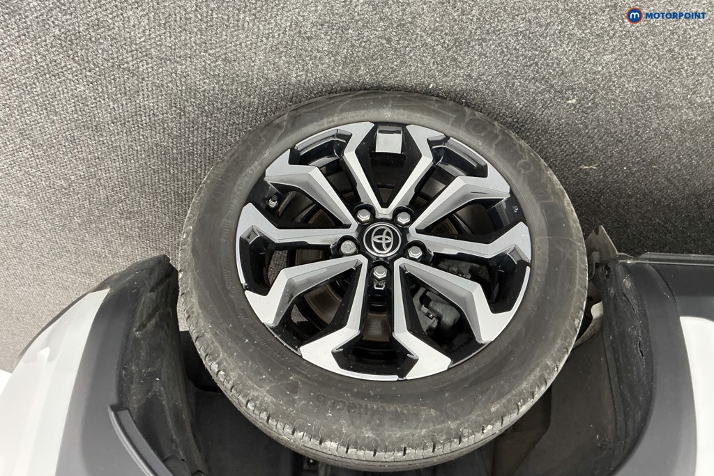 Used Toyota Yaris Cross 2023 for sale - 76603701: Photo 25