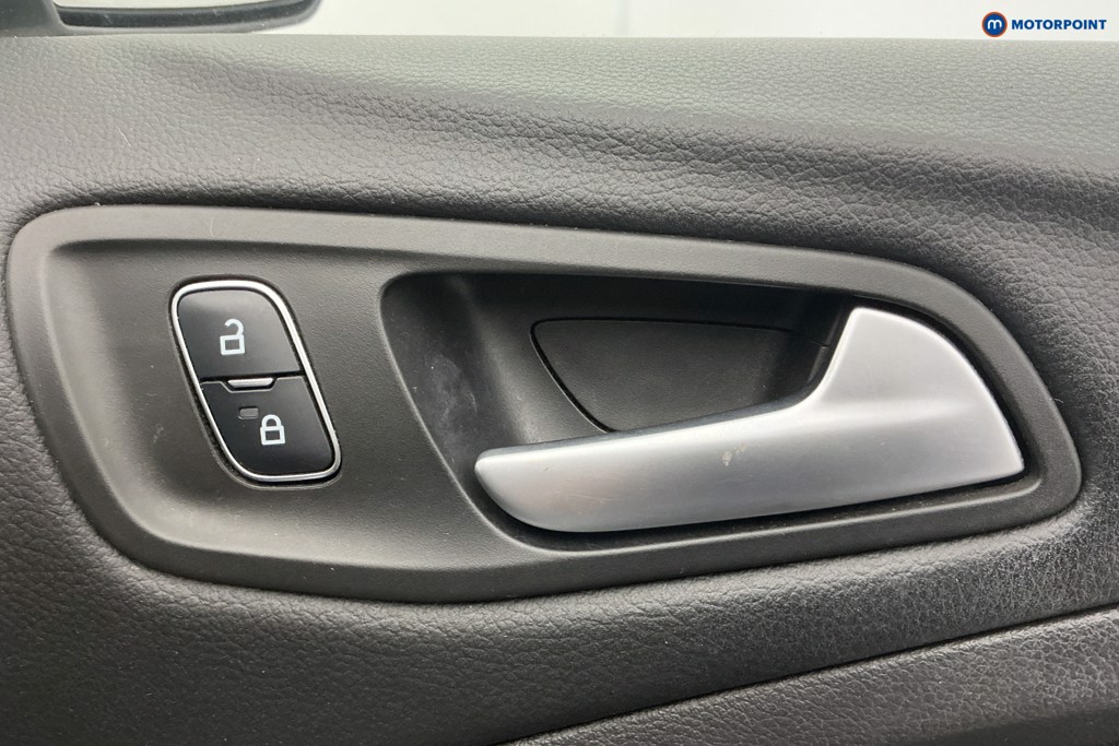 Used Ford Kuga 2018 for sale - 78153334: Photo 38