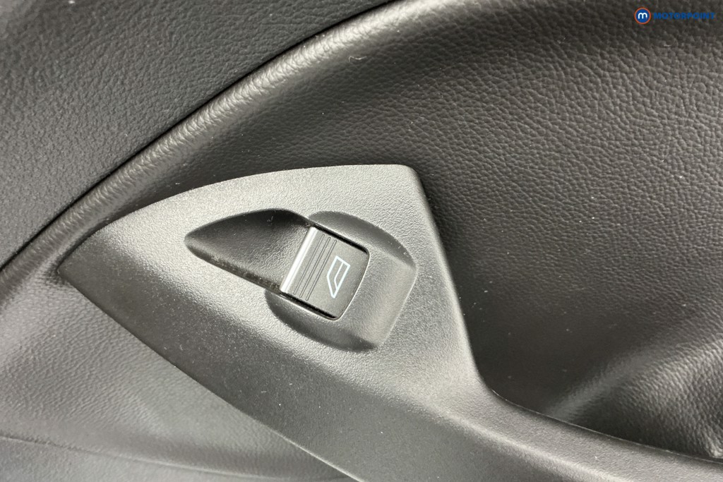 Used Ford Kuga 2018 for sale - 78153334: Photo 41