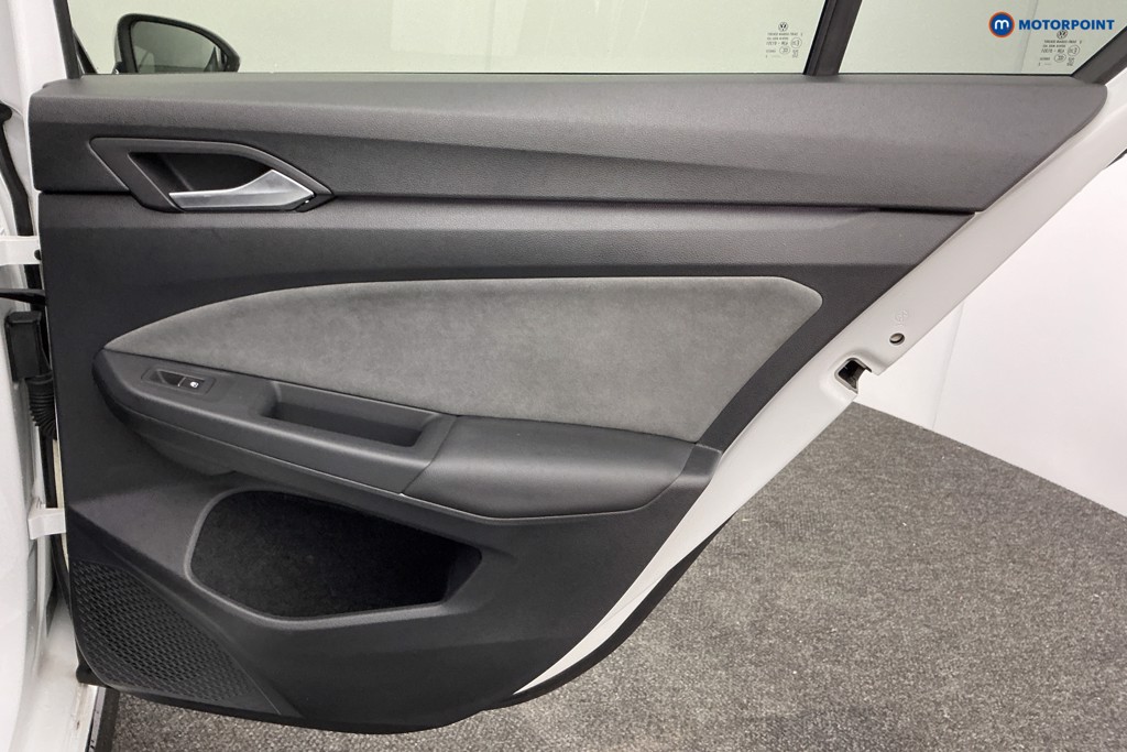 Used Volkswagen Golf 2022 for sale - 77196143: Photo 34