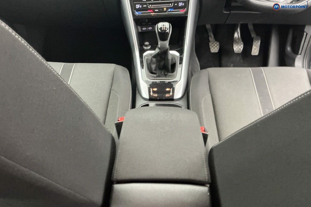 Used Volkswagen T-Roc 2023 for sale - 76972276: Photo 18