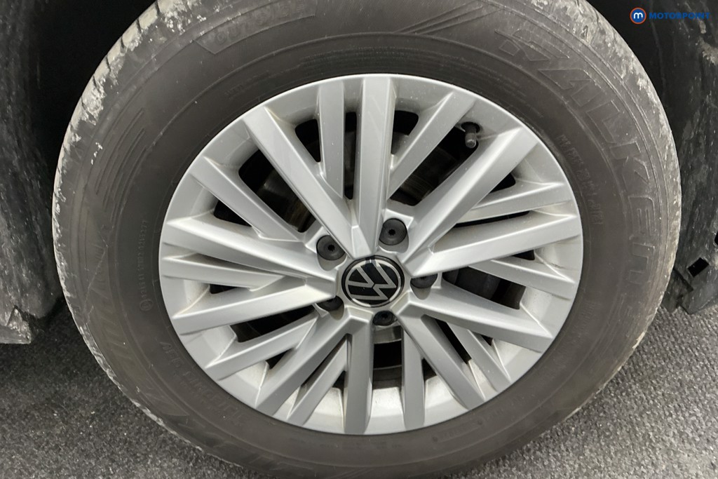 Used Volkswagen T-Roc 2023 for sale - 76972276: Photo 40