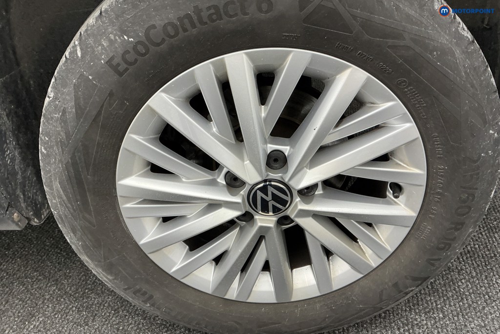 Used Volkswagen T-Roc 2023 for sale - 76972276: Photo 42