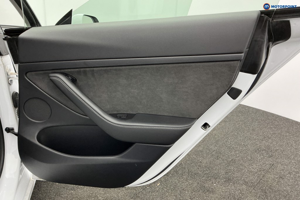 Used Tesla Model 3 2021 for sale - 77890493: Photo 32