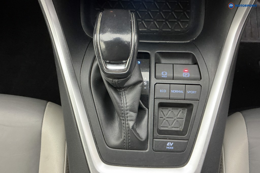 Used Toyota RAV4 2019 for sale - 77071688: Photo 26