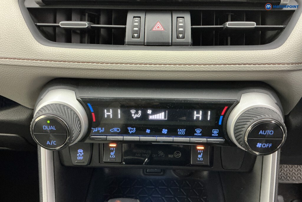 Used Toyota RAV4 2019 for sale - 77071688: Photo 28