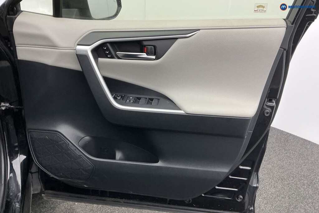 Used Toyota RAV4 2019 for sale - 77071688: Photo 36