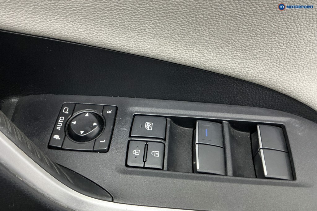 Used Toyota RAV4 2019 for sale - 77071688: Photo 37