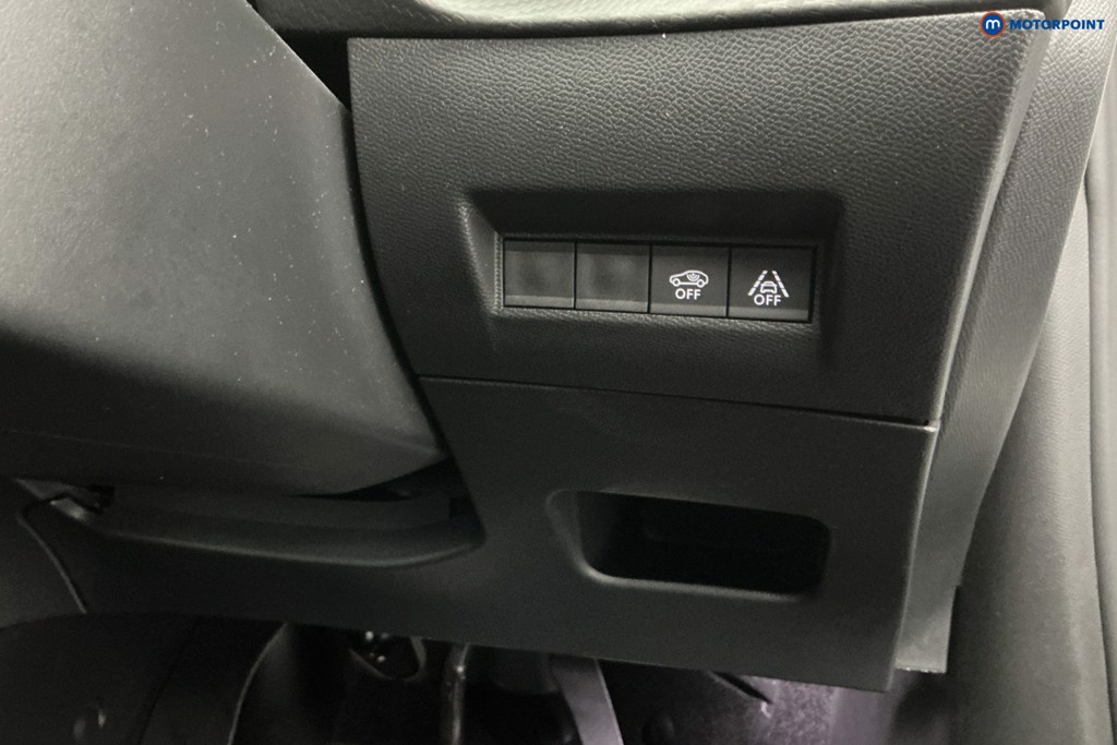 Used Peugeot 2008 2022 for sale - 77275102: Photo 35