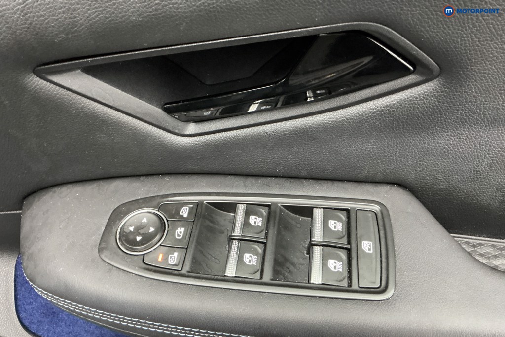 Used Renault Scenic E-Tech 2024 for sale - 76972286: Photo 32