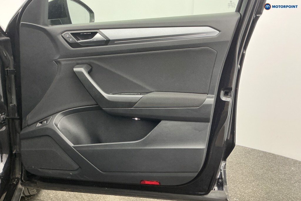 Used Volkswagen T-Roc 2021 for sale - 77775578: Photo 31