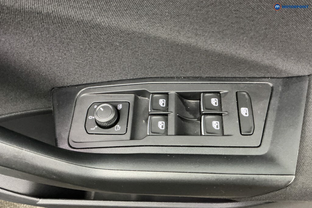 Used Volkswagen T-Roc 2021 for sale - 77775578: Photo 32