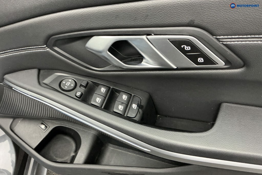 Used BMW 3 Series 2019 for sale - 76339338: Photo 30