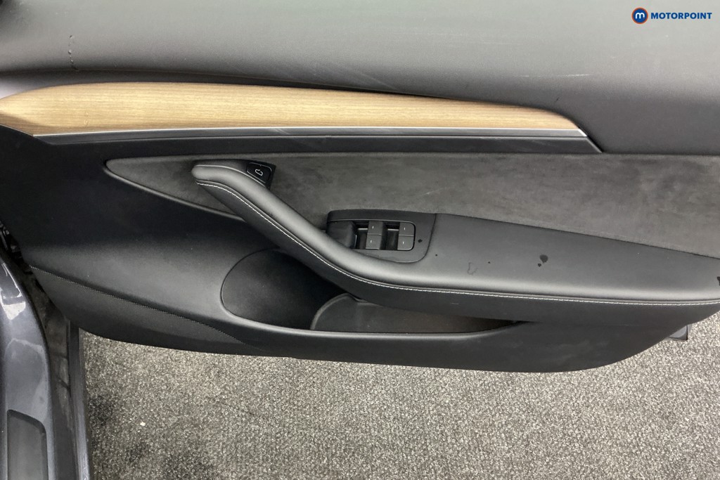 Used Tesla Model 3 2021 for sale - 76352788: Photo 26