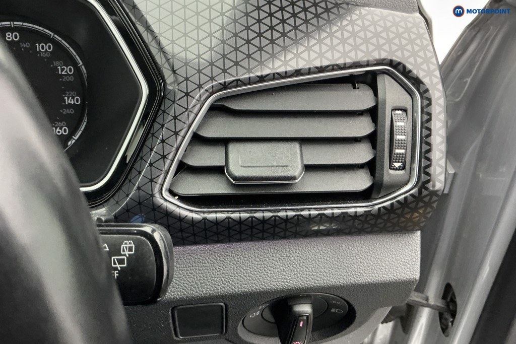 Used Volkswagen T-Cross 2021 for sale - 76723364: Photo 28