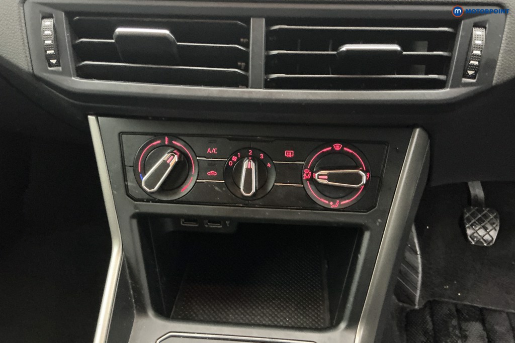 Used Volkswagen Polo 2020 for sale - 77390044: Photo 28