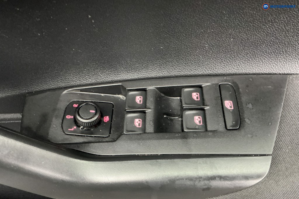 Used Volkswagen Polo 2020 for sale - 77390044: Photo 34