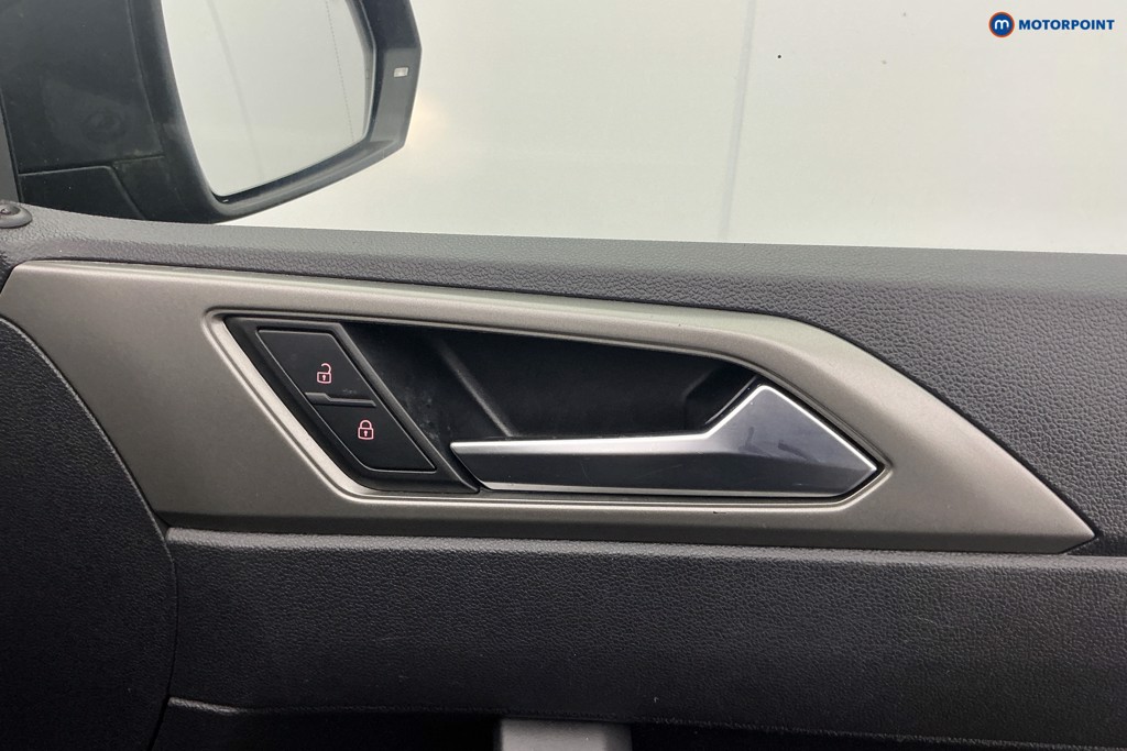 Used Volkswagen Polo 2020 for sale - 77390044: Photo 35