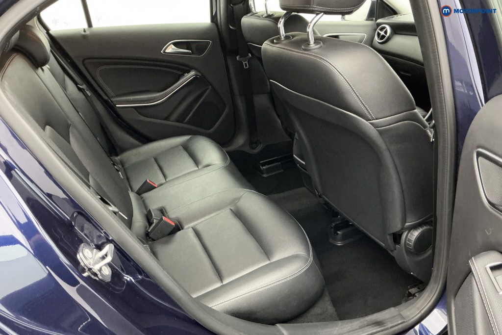 Used Mercedes-Benz A-Class 2018 for sale - 76494875: Photo 9