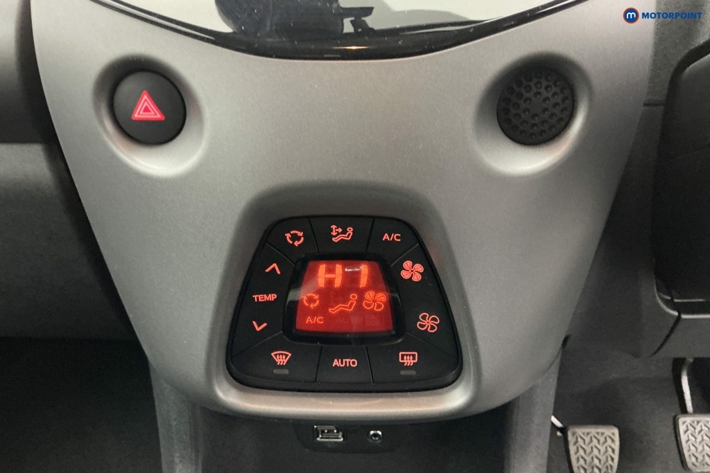 Used Toyota AYGO 2020 for sale - 76394634: Photo 23