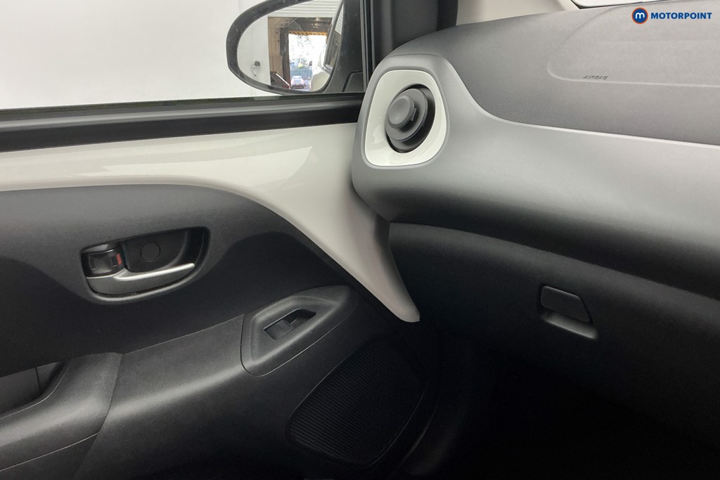 Used Toyota AYGO 2020 for sale - 76394634: Photo 24